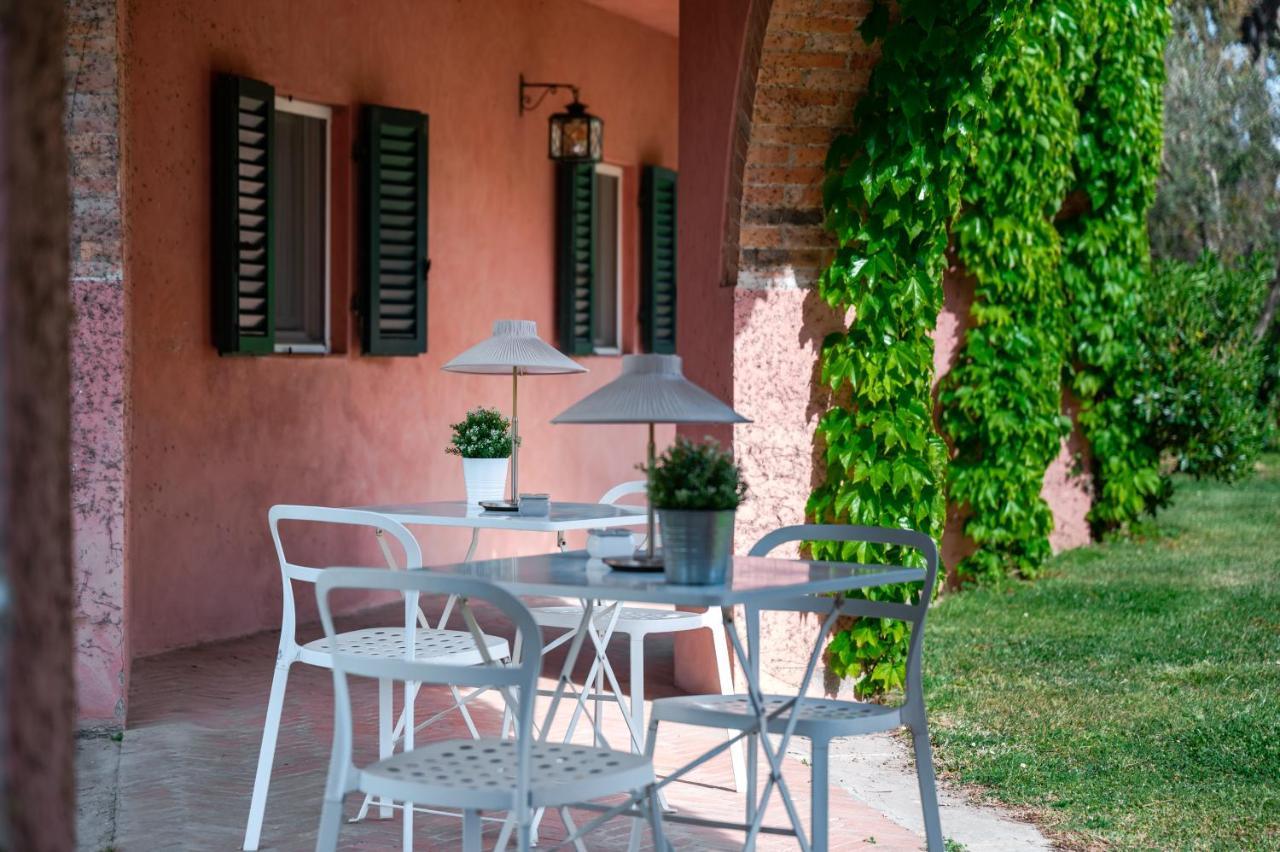 Le Versegge Resort Braccagni Exteriör bild