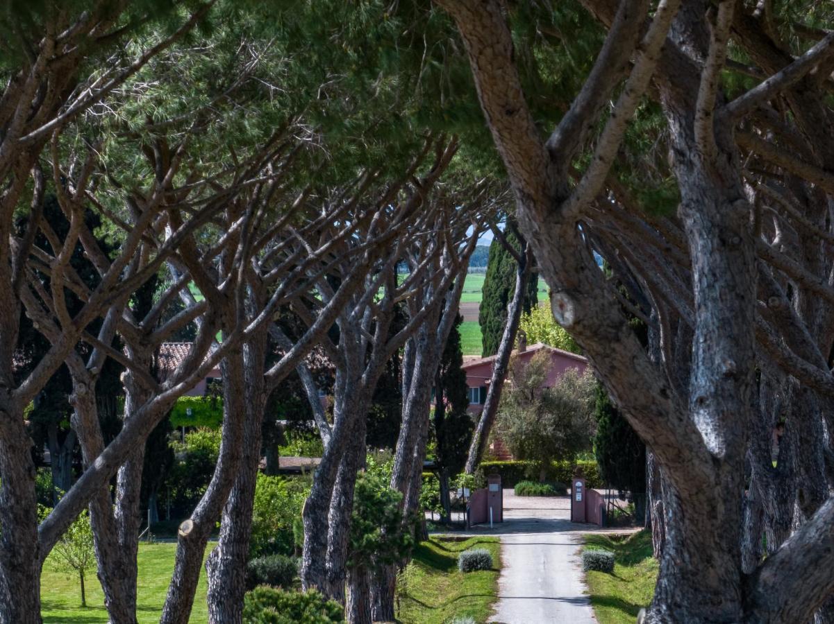 Le Versegge Resort Braccagni Exteriör bild