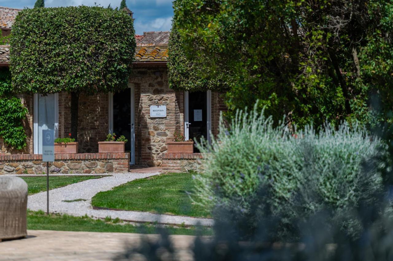 Le Versegge Resort Braccagni Exteriör bild